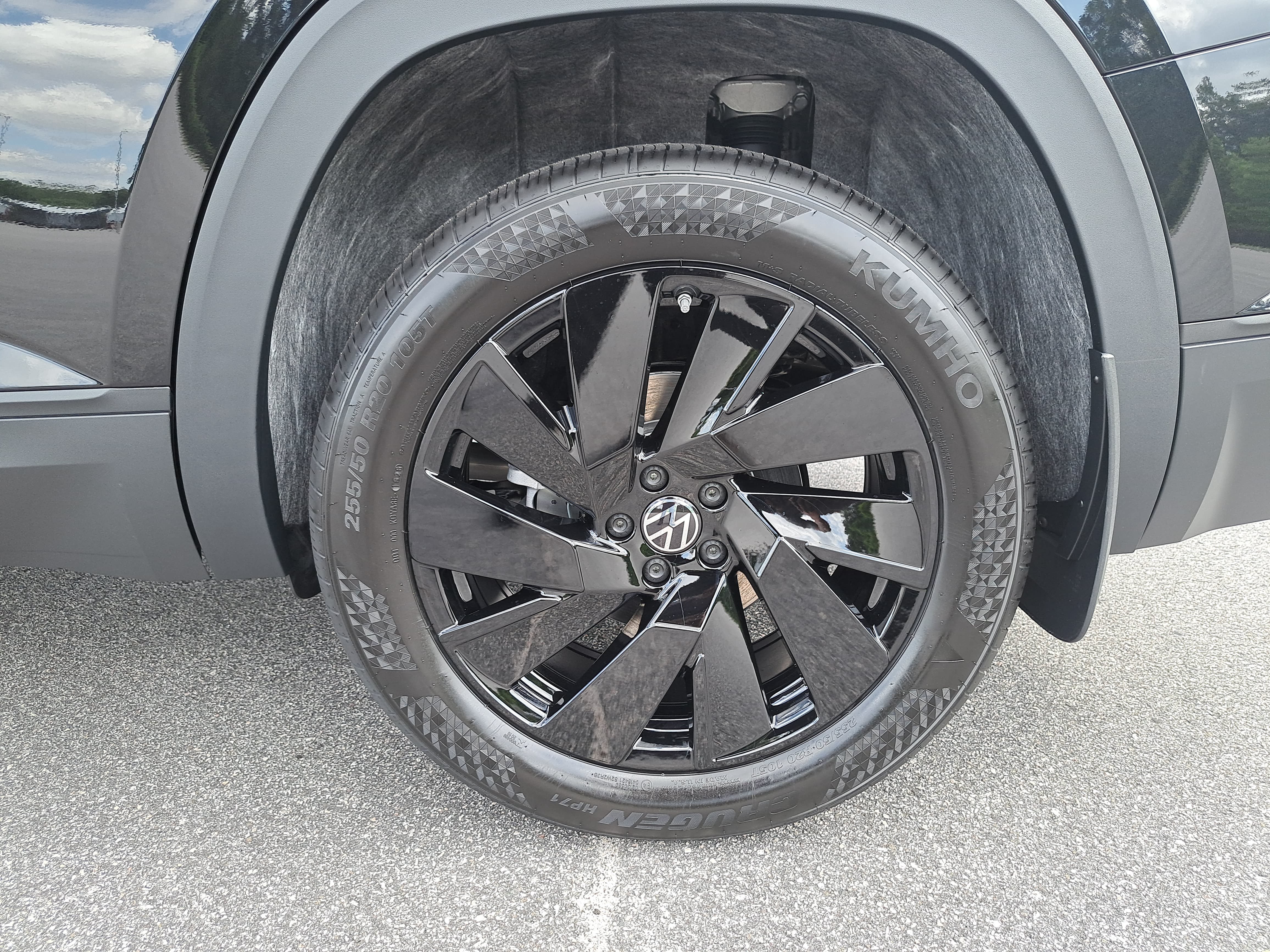 New 2026 Volkswagen Atlas SE AWD/4WD image 32