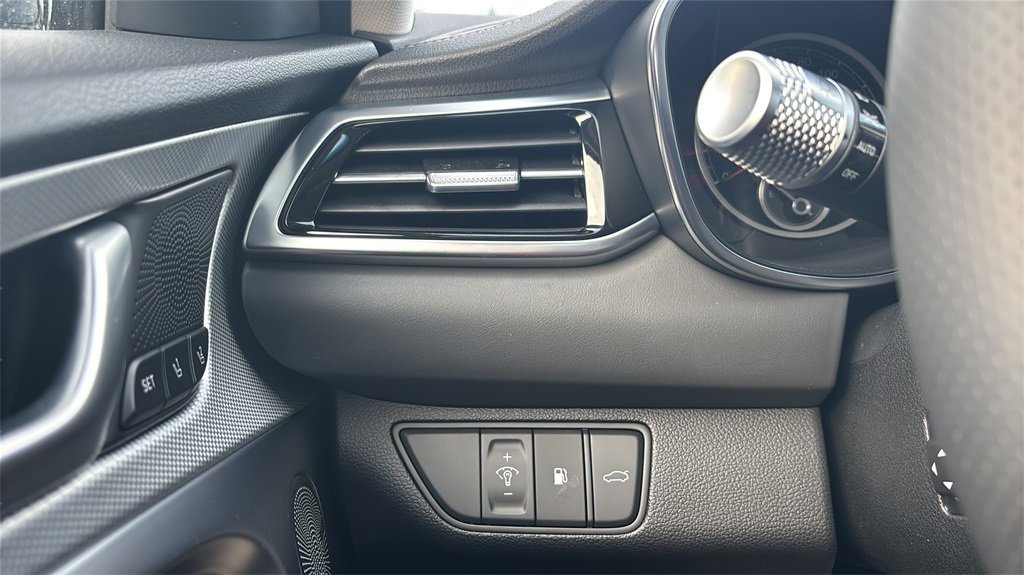 New 2026 Genesis G70 2.5T Prestige image 22