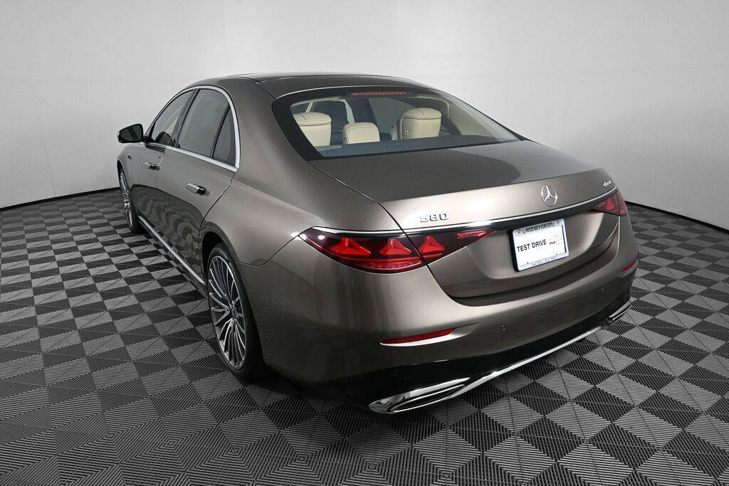 New 2027 Mercedes-Benz S 580 4MATIC Sedan image 4