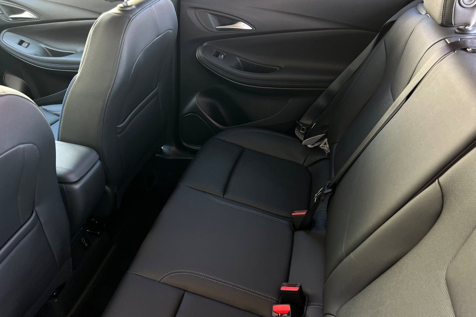 New 2026 Buick Encore GX Sport Touring FWD image 10