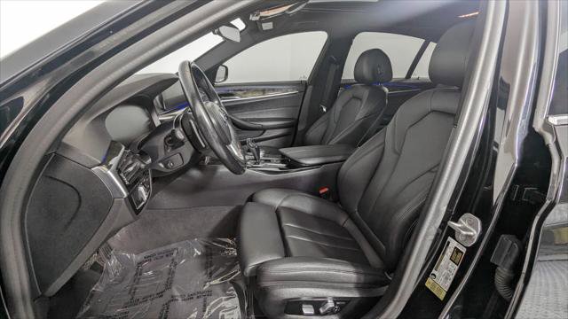 Used 2020 BMW 530i w/ Convenience Package image 14