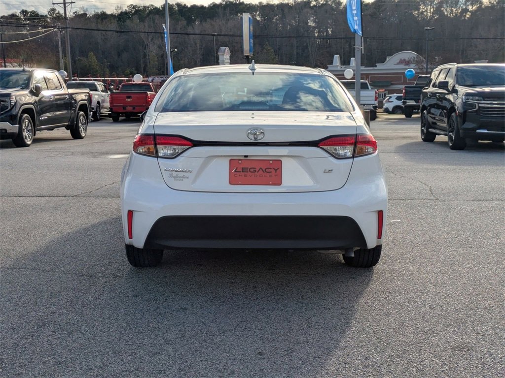Used 2025 Toyota Corolla LE image 7