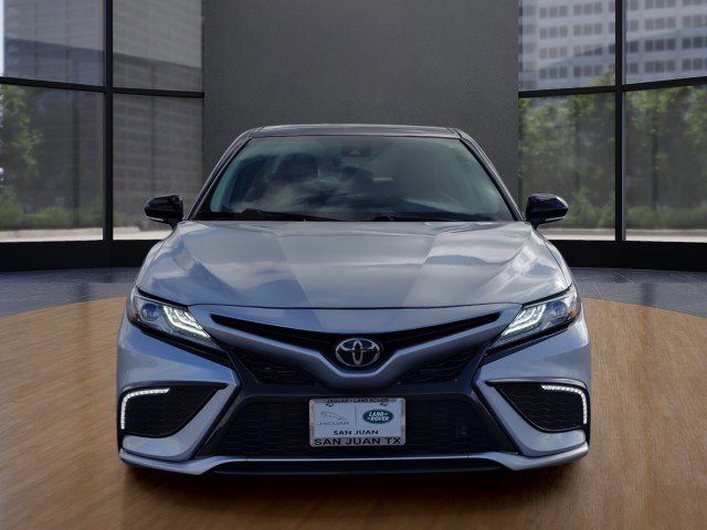 Used 2023 Toyota Camry XSE image 11