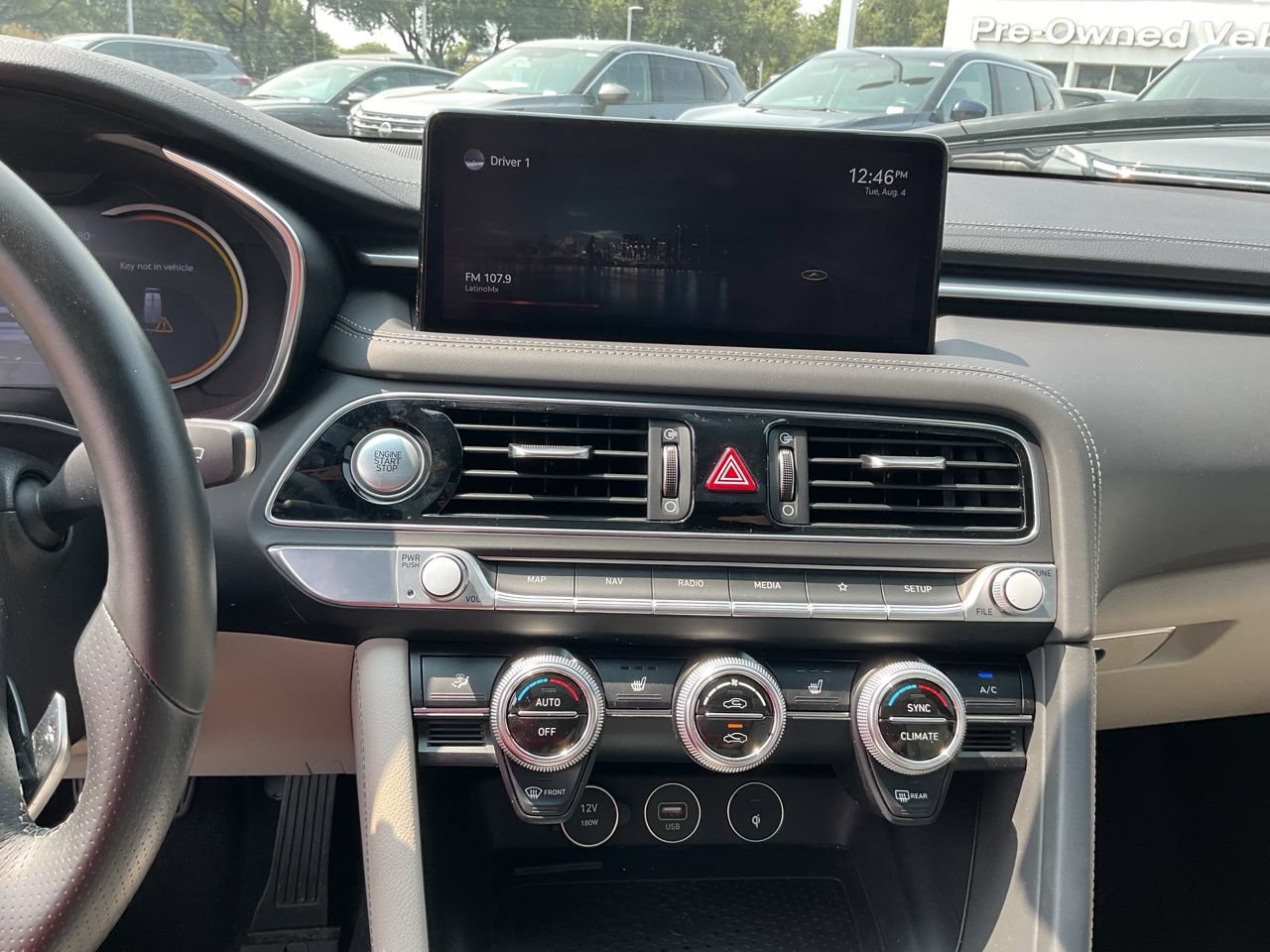 Used 2022 Genesis G70 2.0T w/ Prestige Package RWD image 12