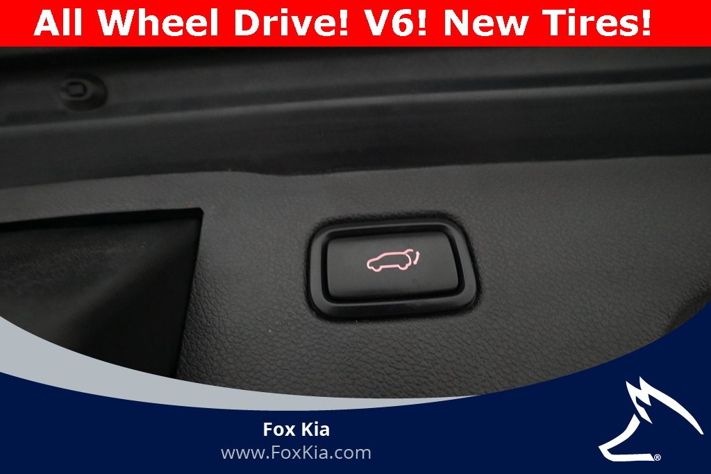 Used 2017 Kia Sorento SX image 15