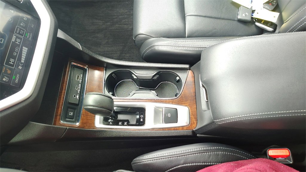 Used 2023 Subaru Ascent Touring image 23