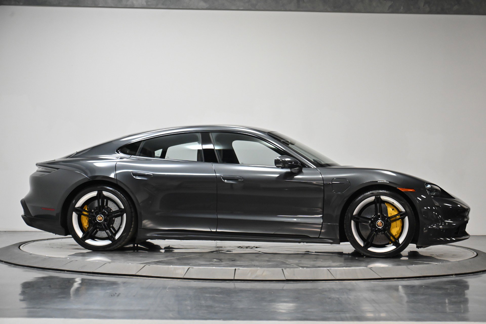 Used 2021 Porsche Taycan Turbo S image 16