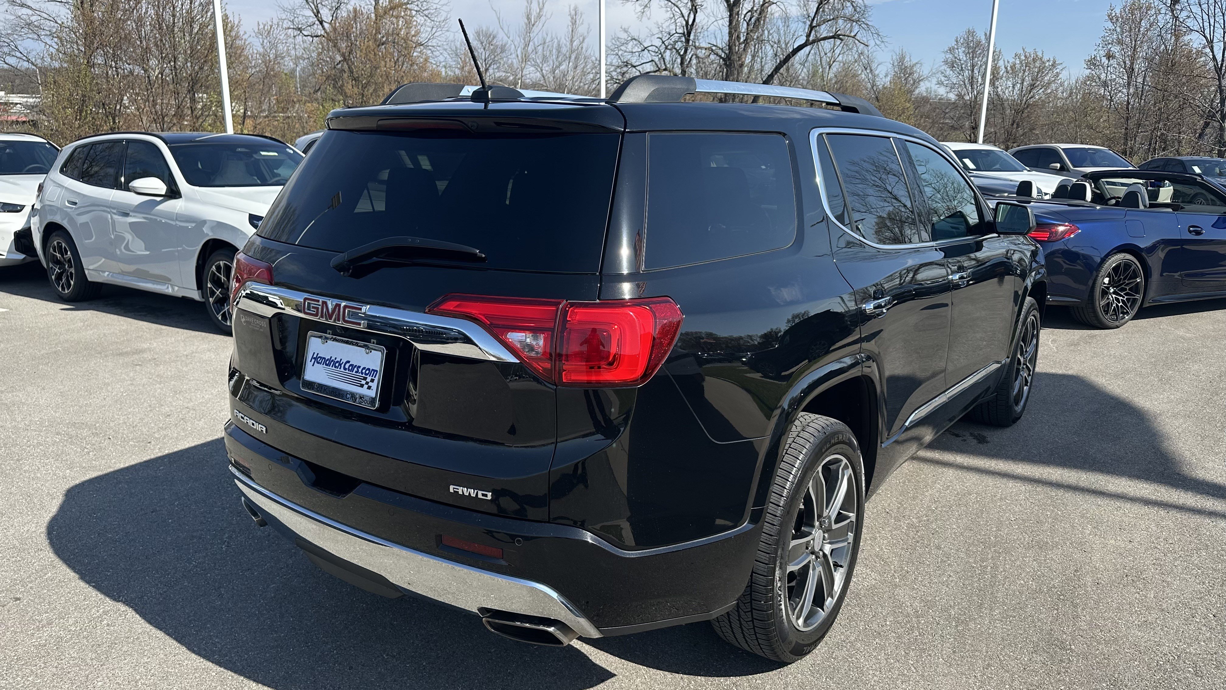 Used 2017 GMC Acadia Denali w/ Technology Package image 10