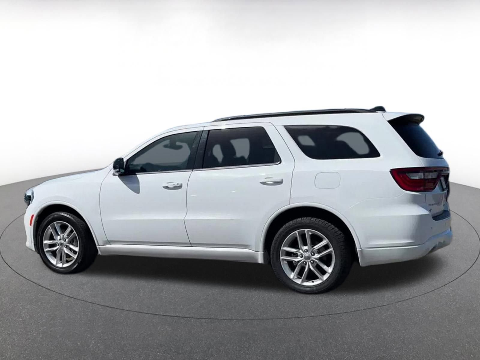 Used 2023 Dodge Durango GT image 11