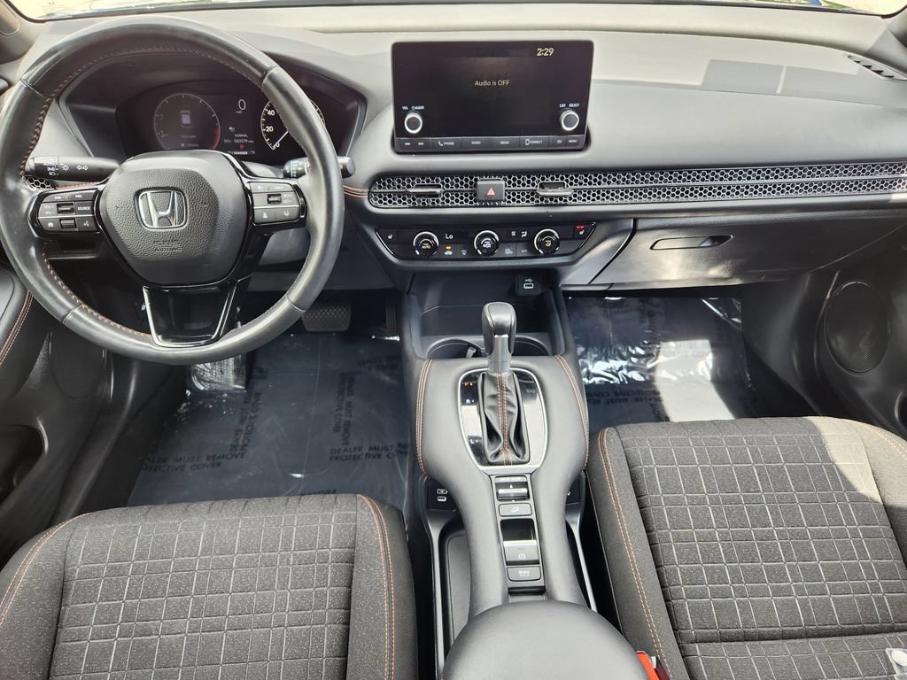 Used 2024 Honda HR-V Sport image 16