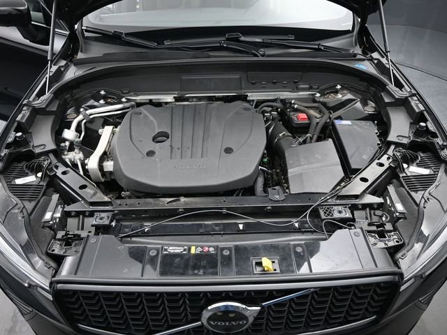 Used 2023 Volvo XC60 B5 Plus w/ Climate Package image 33