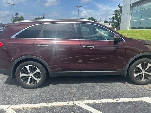 Used 2018 Kia Sorento EX FWD image 2