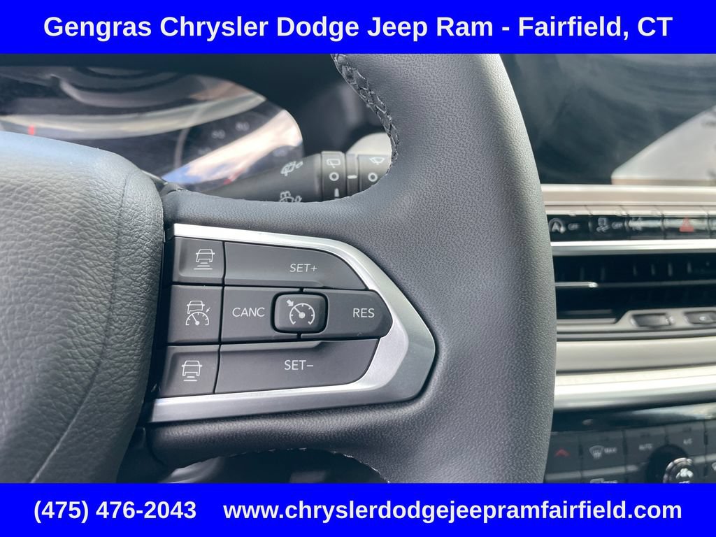 Certified 2025 Jeep Compass Limited AWD/4WD image 48