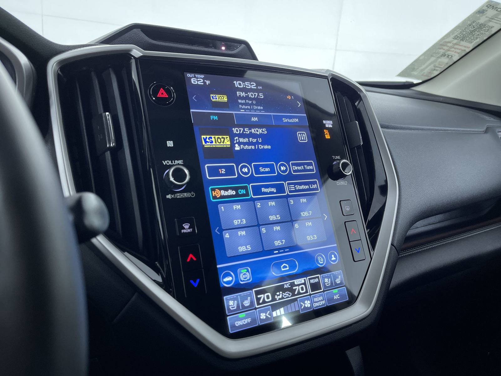 Certified 2023 Subaru Ascent Touring AWD/4WD image 18
