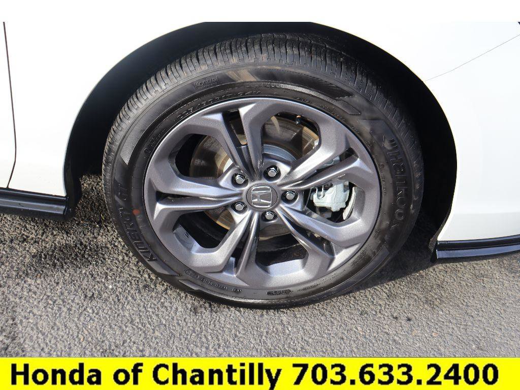 Certified 2025 Honda Accord EX-L image 30