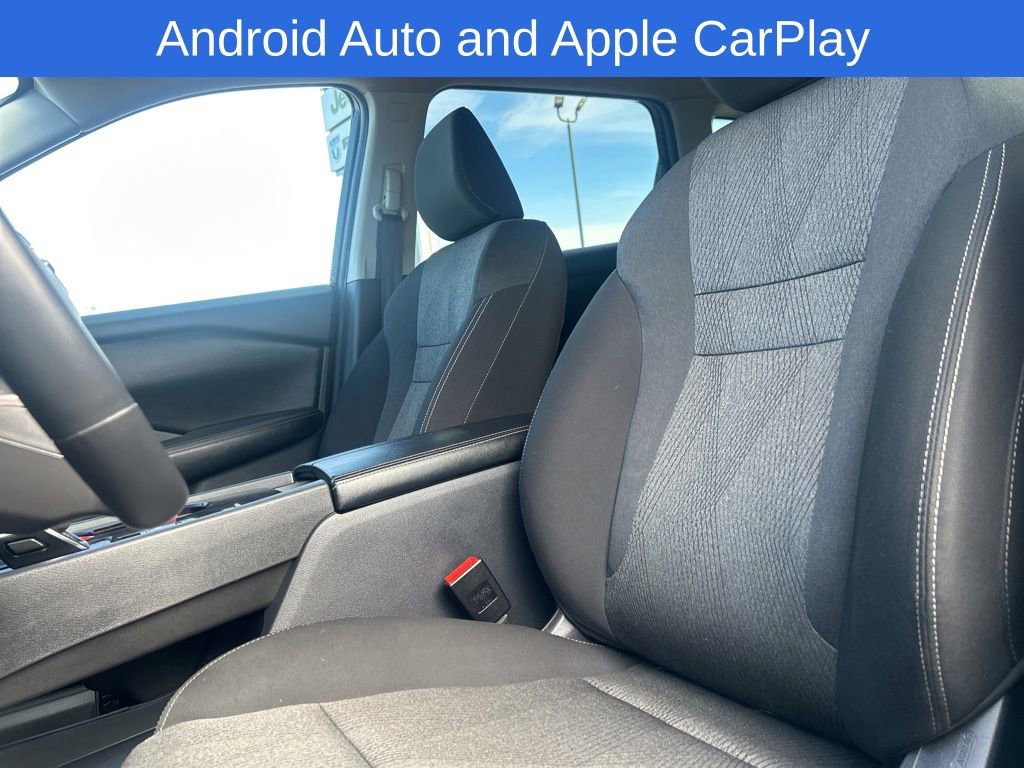 Used 2025 Nissan Rogue SV image 10