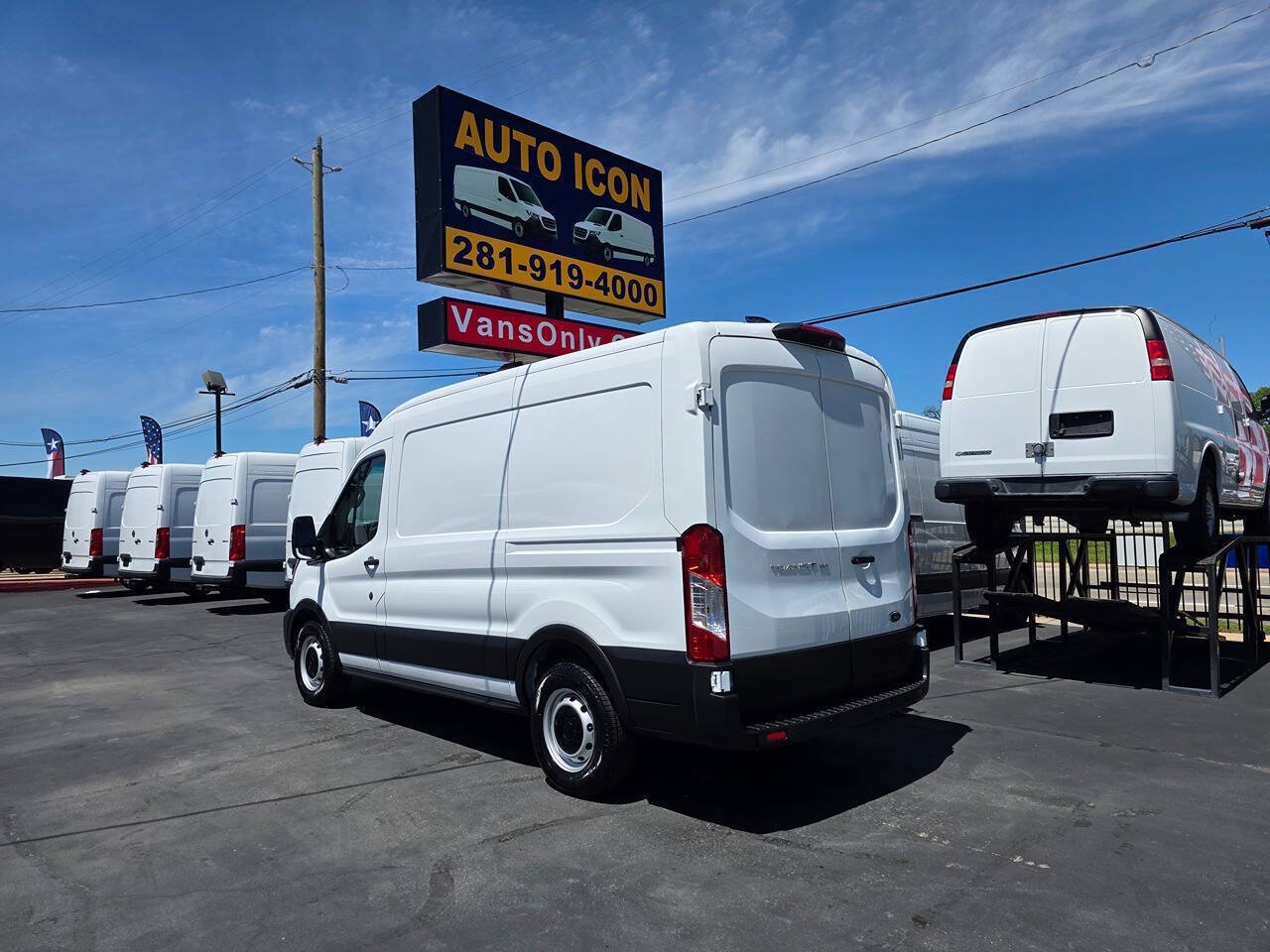 Used 2023 Ford Transit 150 Medium Roof w/ Load Area Protection Package RWD image 26