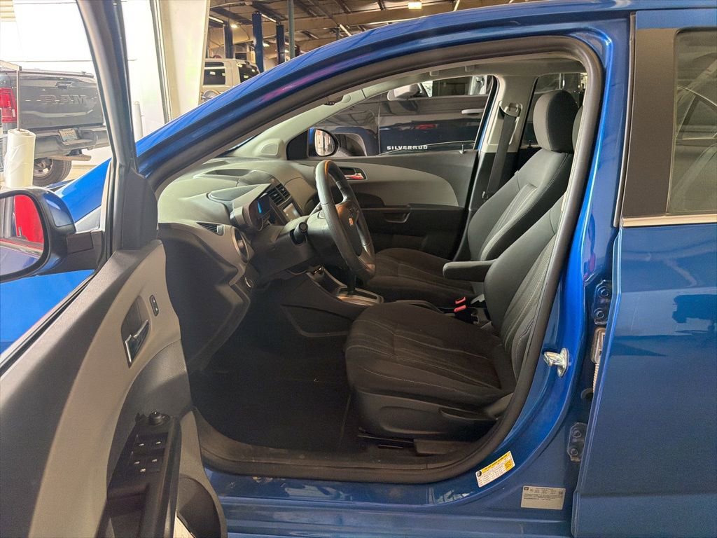 Used 2016 Chevrolet Sonic LT FWD image 6