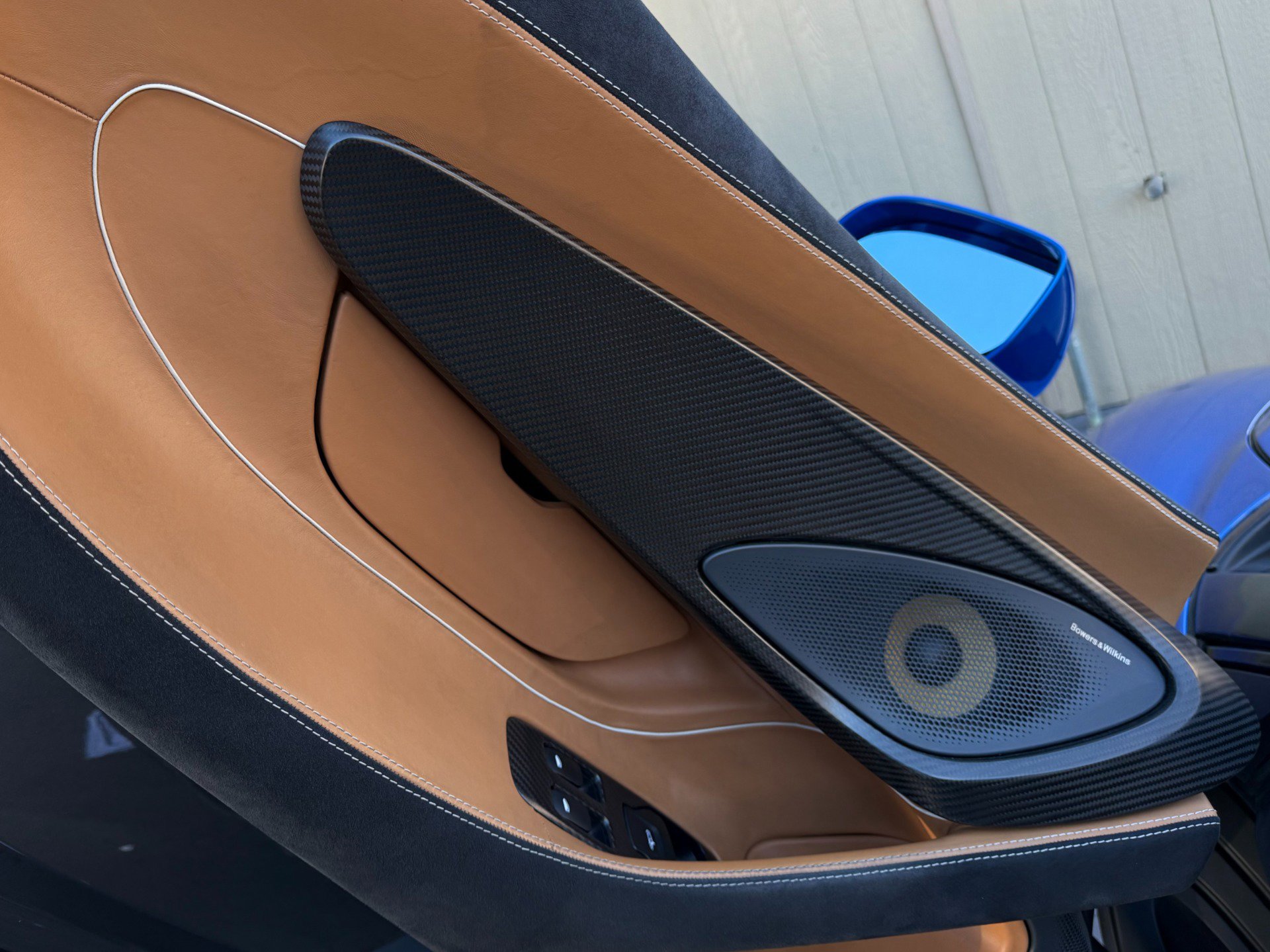 Used 2018 McLaren 570S Spider image 68