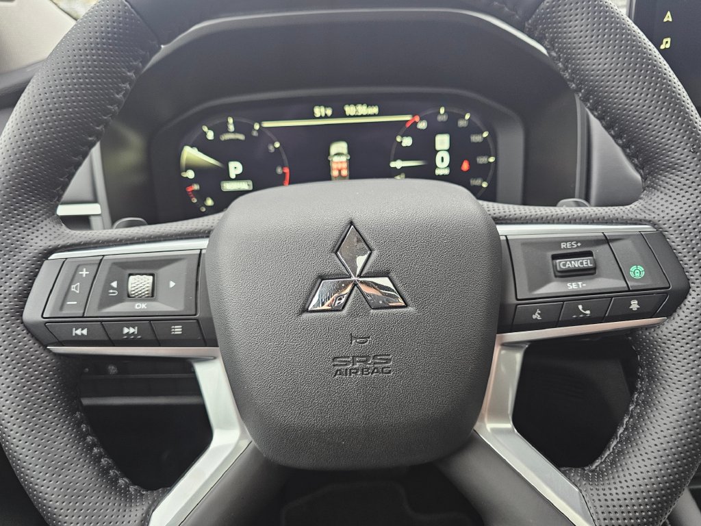 New 2026 Mitsubishi Outlander SE AWD/4WD image 19