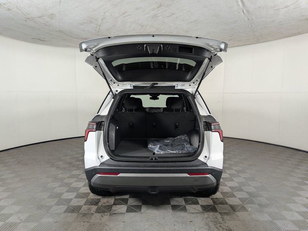 New 2026 Chevrolet Equinox LT image 9