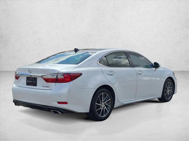 Used 2016 Lexus ES 350 w/ Navigation System Package FWD image 5