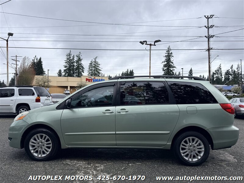 Used 2008 Toyota Sienna LE AWD/4WD image 4