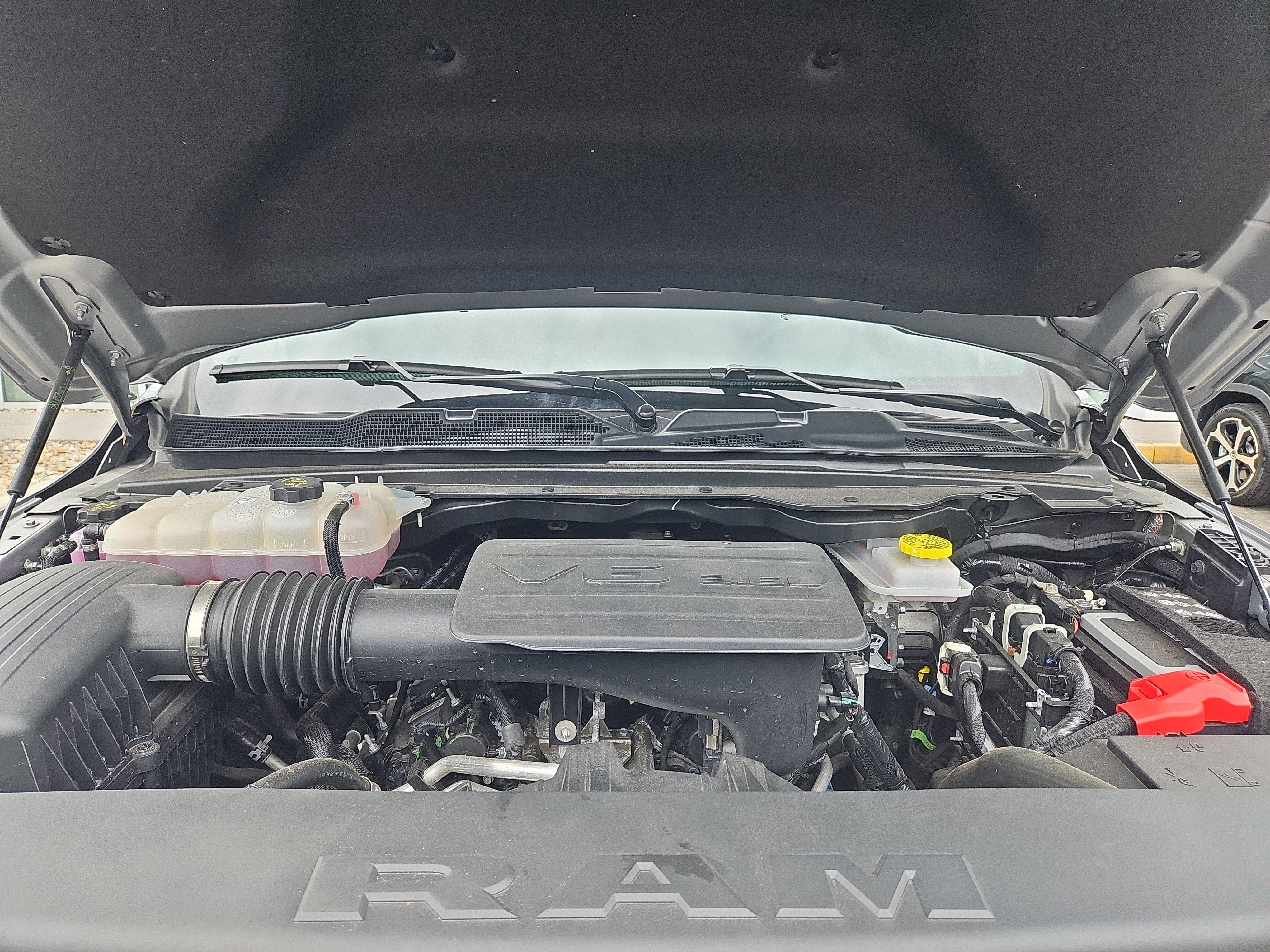 Used 2025 RAM 1500 Tradesman w/ Night Edition AWD/4WD image 30