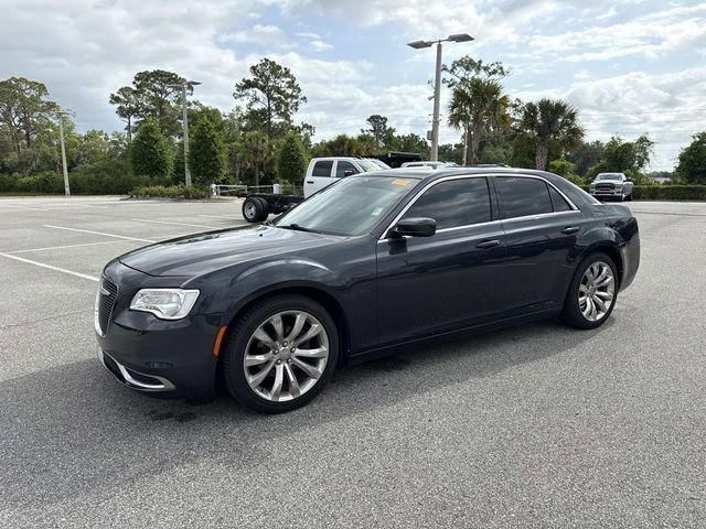 Used 2019 Chrysler 300 Touring L w/ Quick Order Package 22F RWD image 7