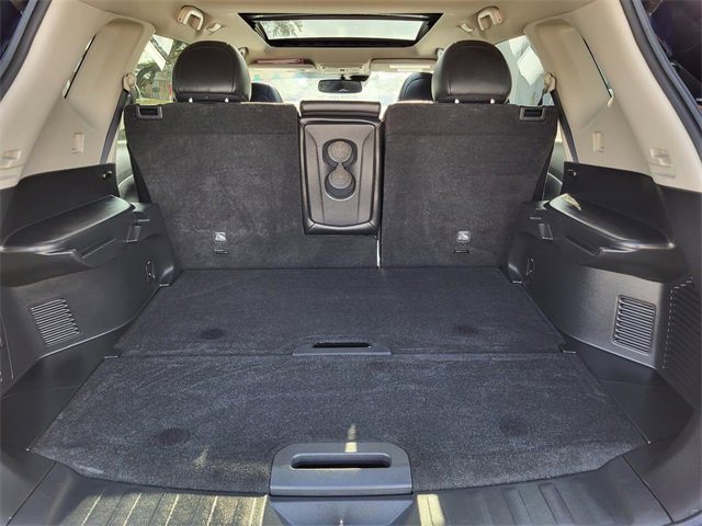 Used 2019 Nissan Rogue SL w/ Premium Package image 20