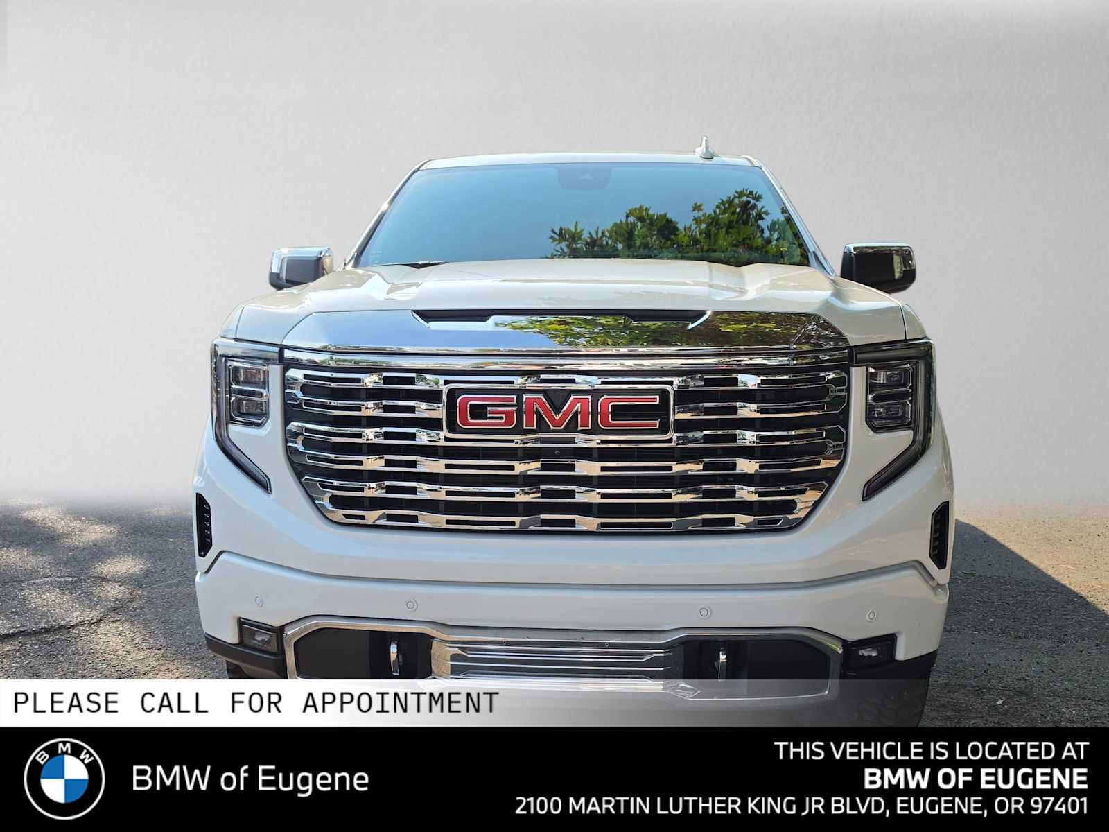 Used 2023 GMC Sierra 1500 Denali w/ Denali Reserve Package AWD/4WD image 8