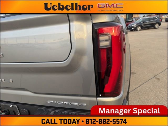 Used 2024 GMC Sierra 3500 Denali w/ Denali Reserve Package AWD/4WD image 9