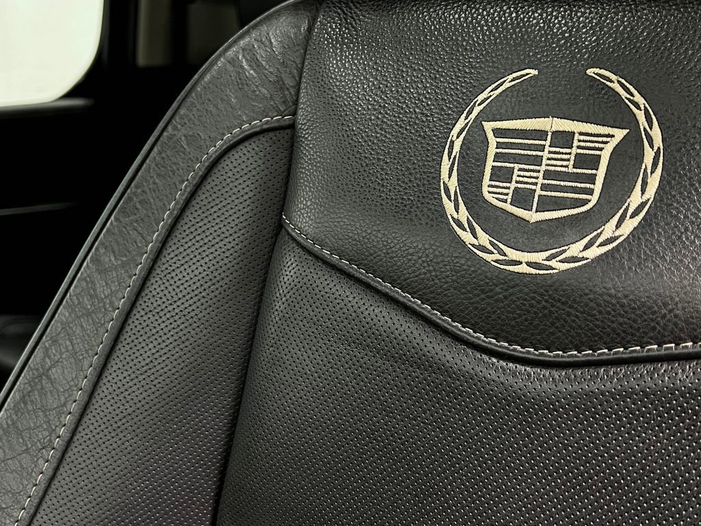 Used 2013 Cadillac Escalade ESV Platinum image 17