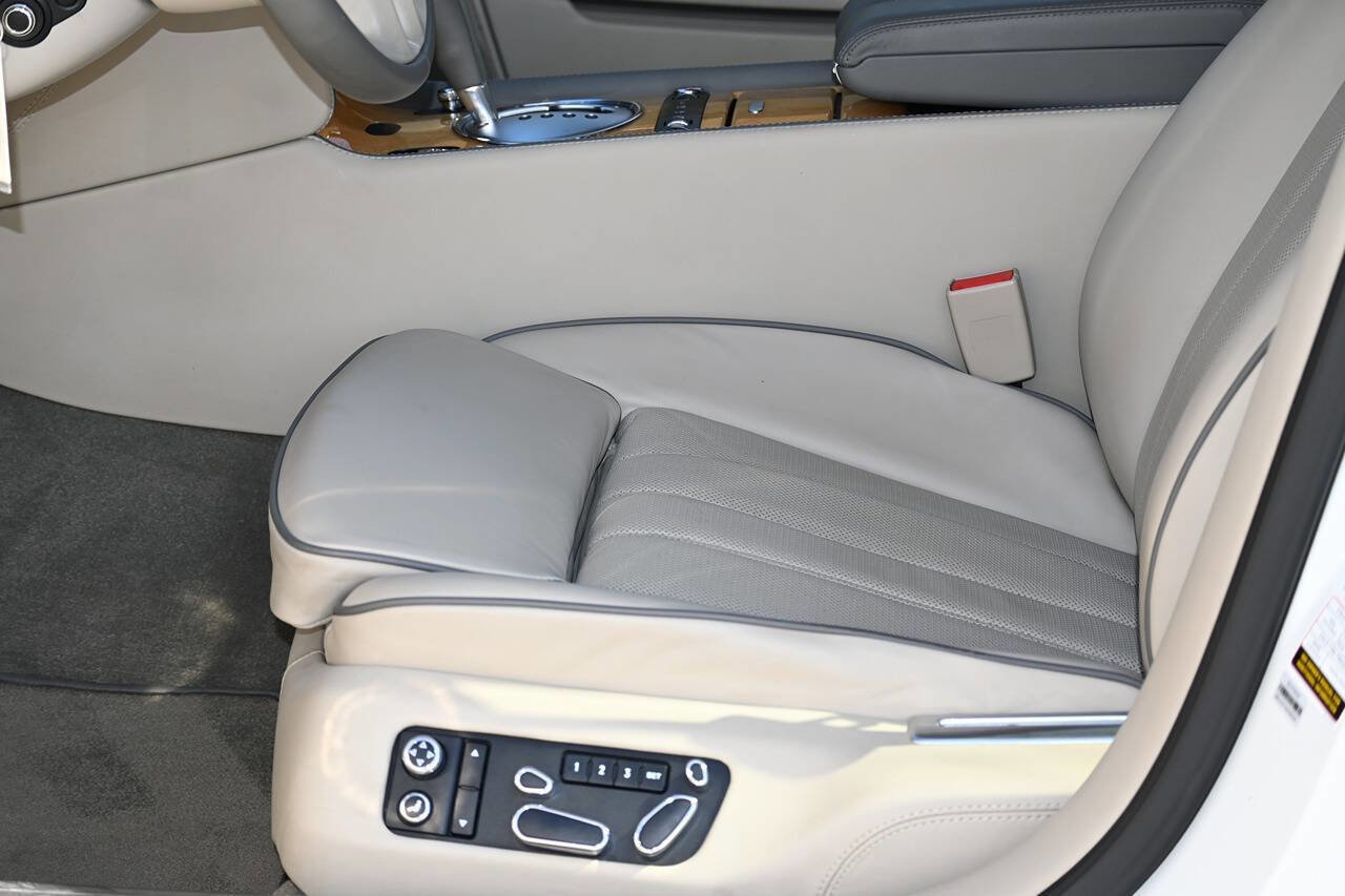 Used 2012 Bentley Flying Spur Flying Spur image 13