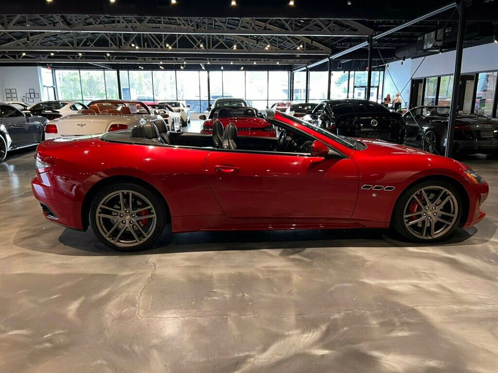 Used 2016 Maserati GranTurismo MC image 9
