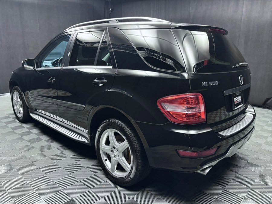 Used 2010 Mercedes-Benz ML 550 4MATIC image 3
