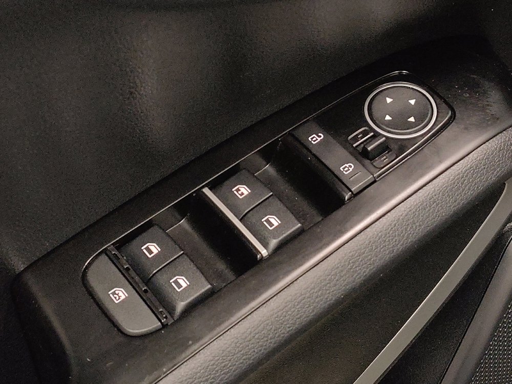 Used 2021 Kia Soul LX image 27