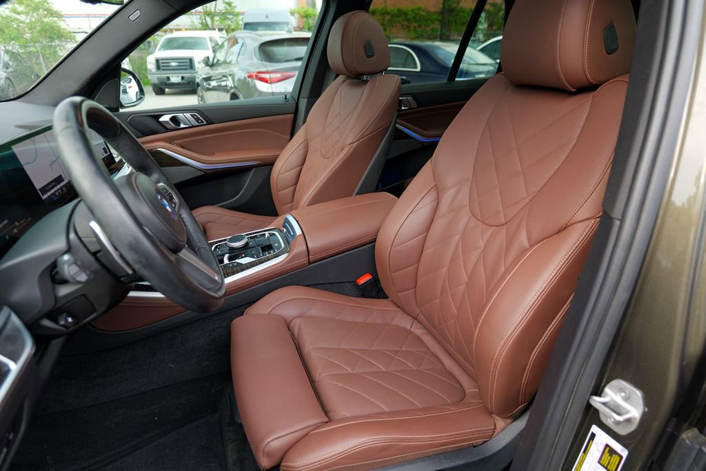 Used 2024 BMW X5 xDrive50e w/ M Sport Package AWD/4WD image 23