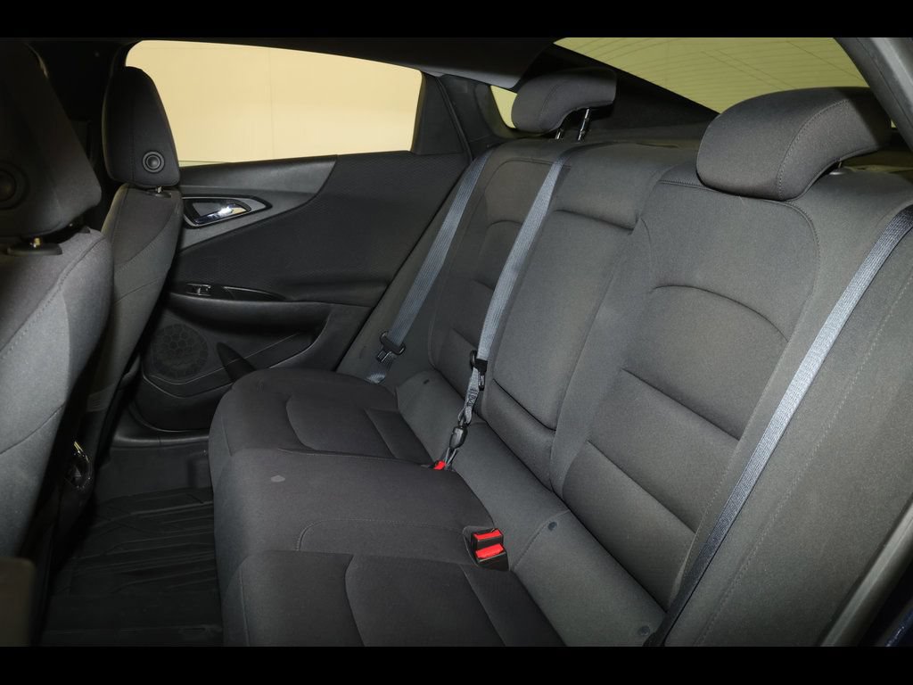 Used 2018 Chevrolet Malibu LT FWD image 25