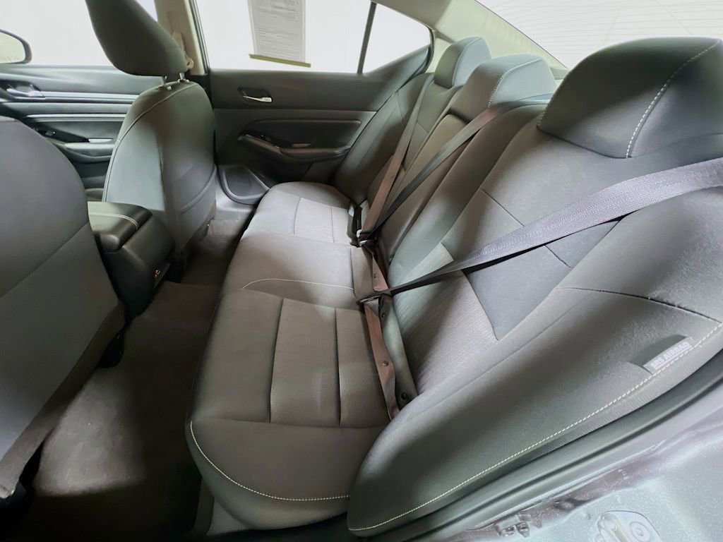 Used 2022 Nissan Altima 2.5 SV w/ SV Premium Package image 23