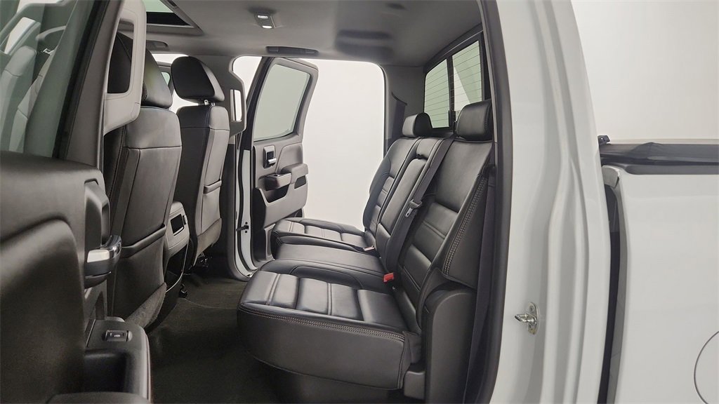 Used 2017 GMC Sierra 2500 Denali w/ Suspension Package, Off-Road image 33