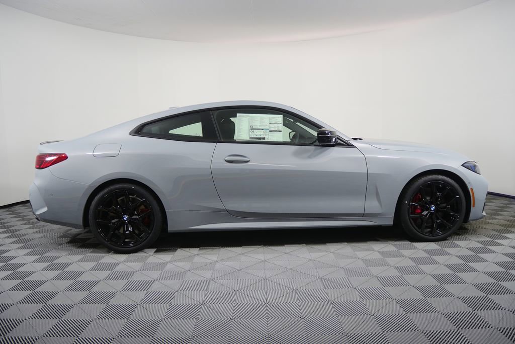 New 2026 BMW M440i Coupe w/ Premium Package RWD image 2