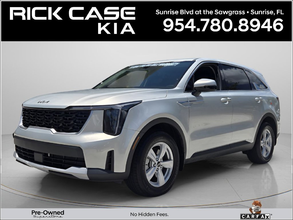 Used 2026 Kia Sorento LX FWD image 1