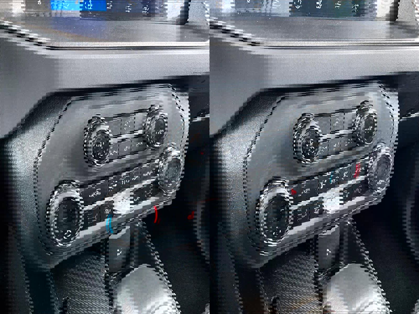 Used 2025 Ford Bronco Big Bend image 26