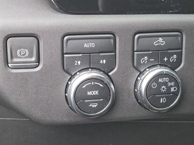 Used 2022 GMC Sierra 1500 Elevation w/ LPO, Elevation Black Package image 9