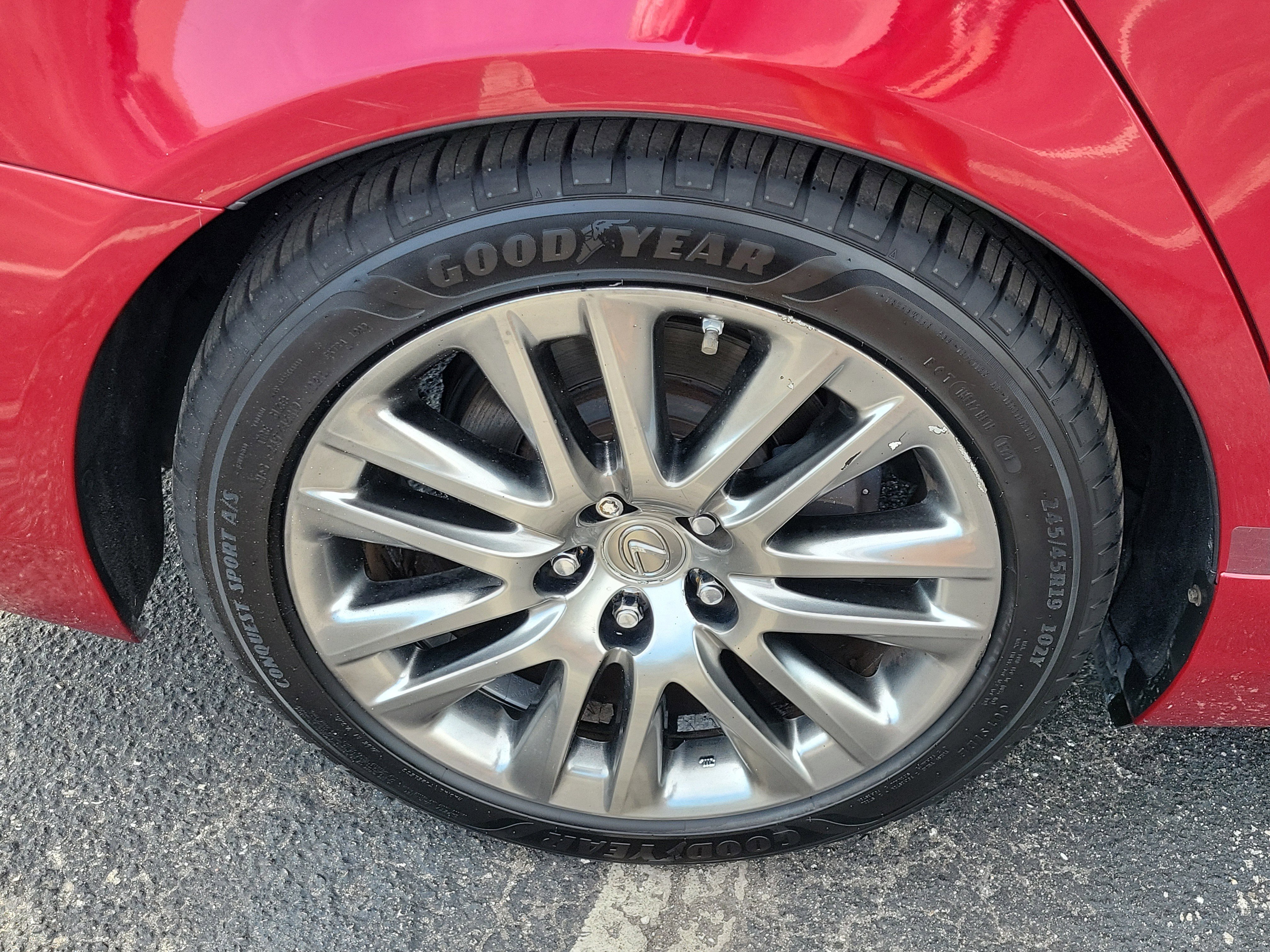 Used 2015 Lexus LS 460 w/ Comfort Package RWD image 10