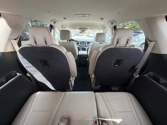 Used 2018 Buick Enclave Essence AWD/4WD image 21