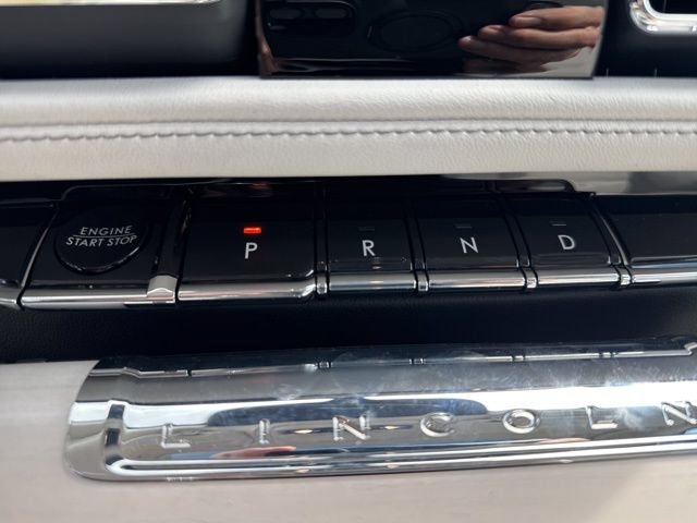 New 2026 Lincoln Aviator Reserve AWD/4WD image 16