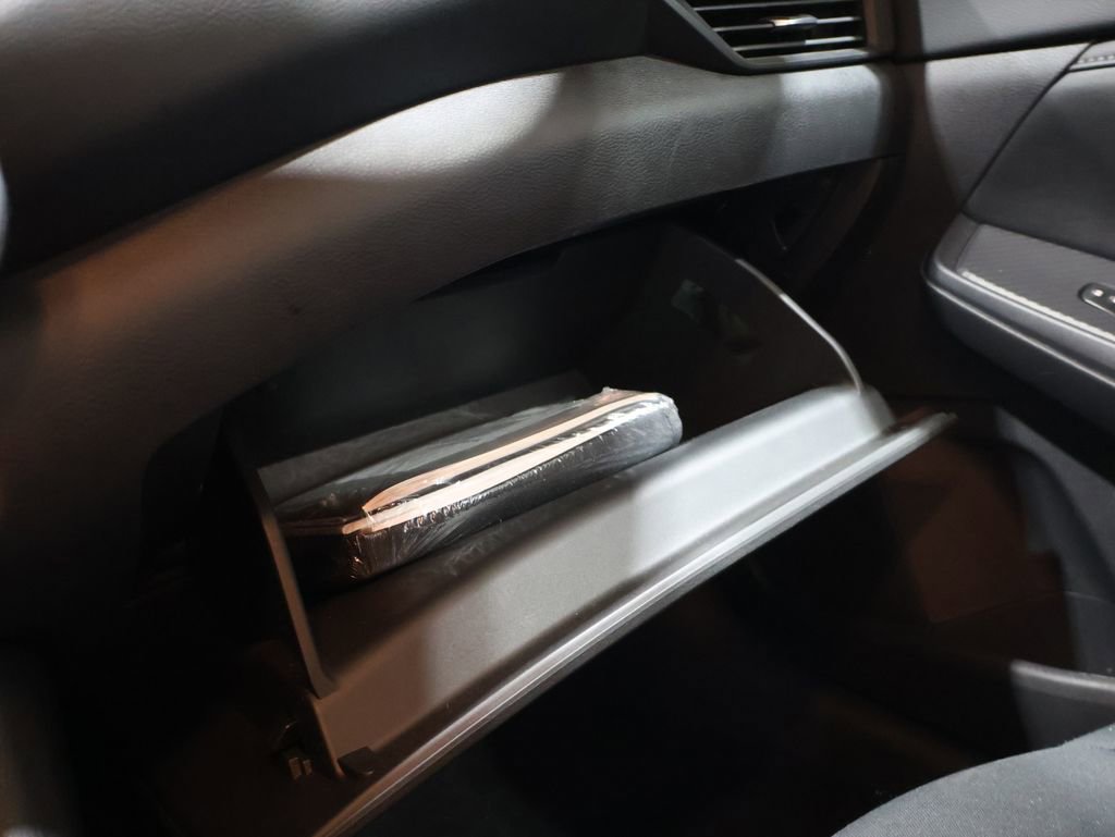 Used 2024 Nissan Sentra S image 30