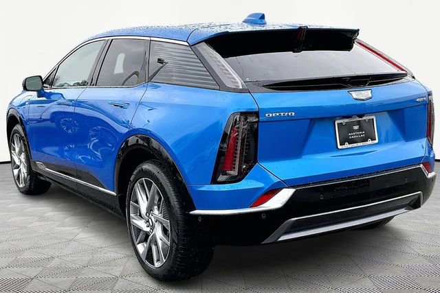 New 2026 Cadillac Optiq Luxury 1 image 4